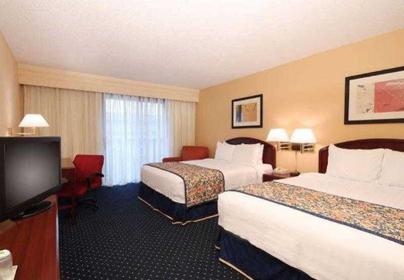 Courtyard By Marriott Palmdale Hotell Exteriör bild