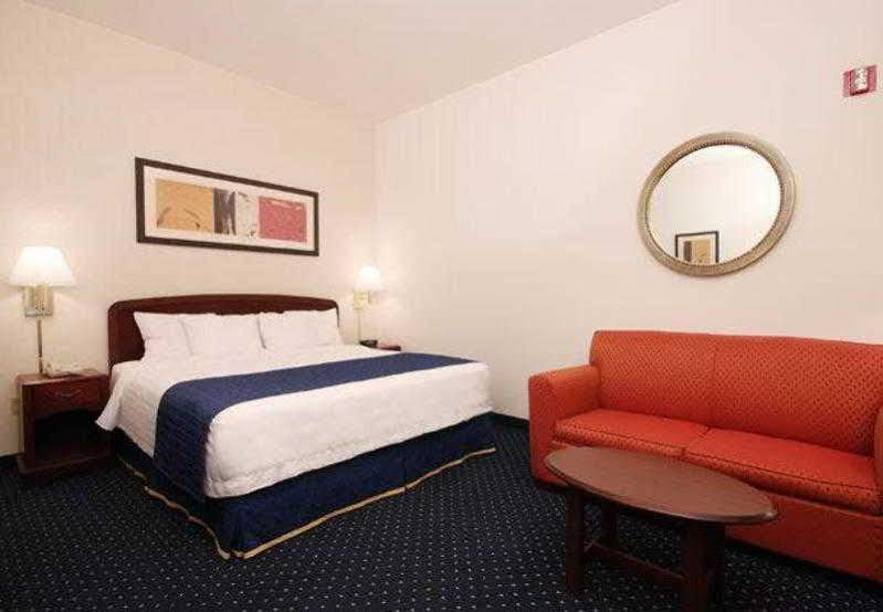 Courtyard By Marriott Palmdale Hotell Exteriör bild