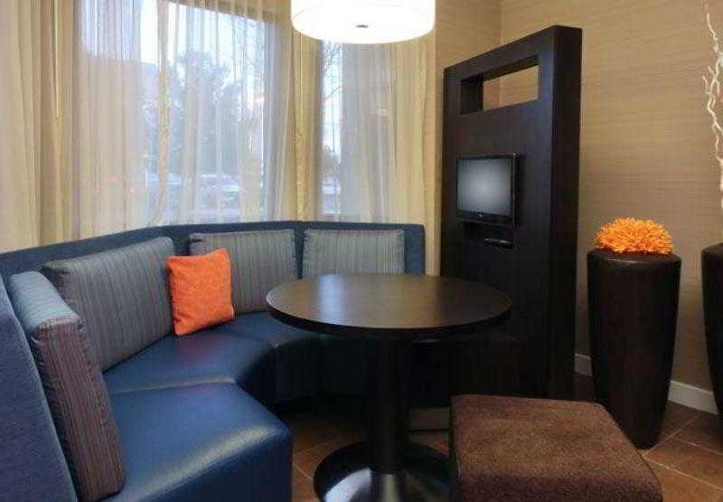 Courtyard By Marriott Palmdale Hotell Exteriör bild